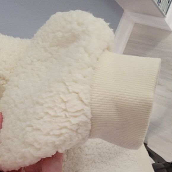 UNIVERSAL Thread Goods Co. Fleece Hoodie Sweatshirt NWT - Picture 10 of 15